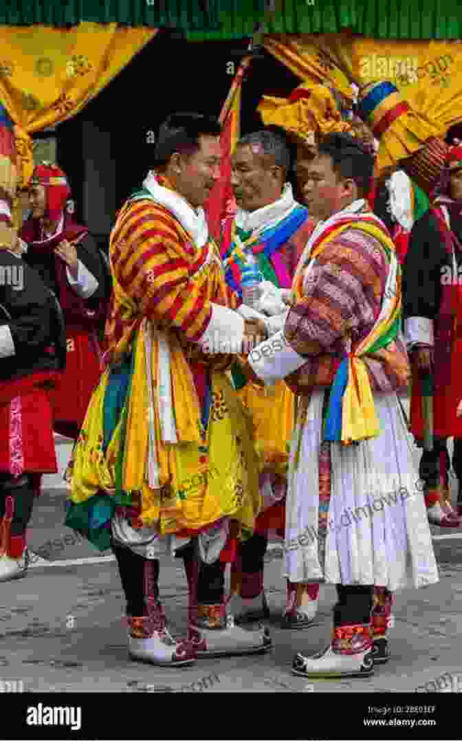 Energetic Performers In Traditional Attire At A Lively Peña Folklorica In Córdoba GREATER THAN A TOURIST CORDOBA ARGENTINA: 50 Travel Tips From A Local (Greater Than A Tourist South America)